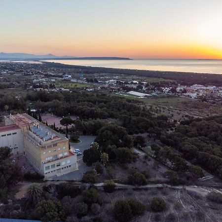 Costablanca Explore Hostel Sports & Events La Mariña المظهر الخارجي الصورة