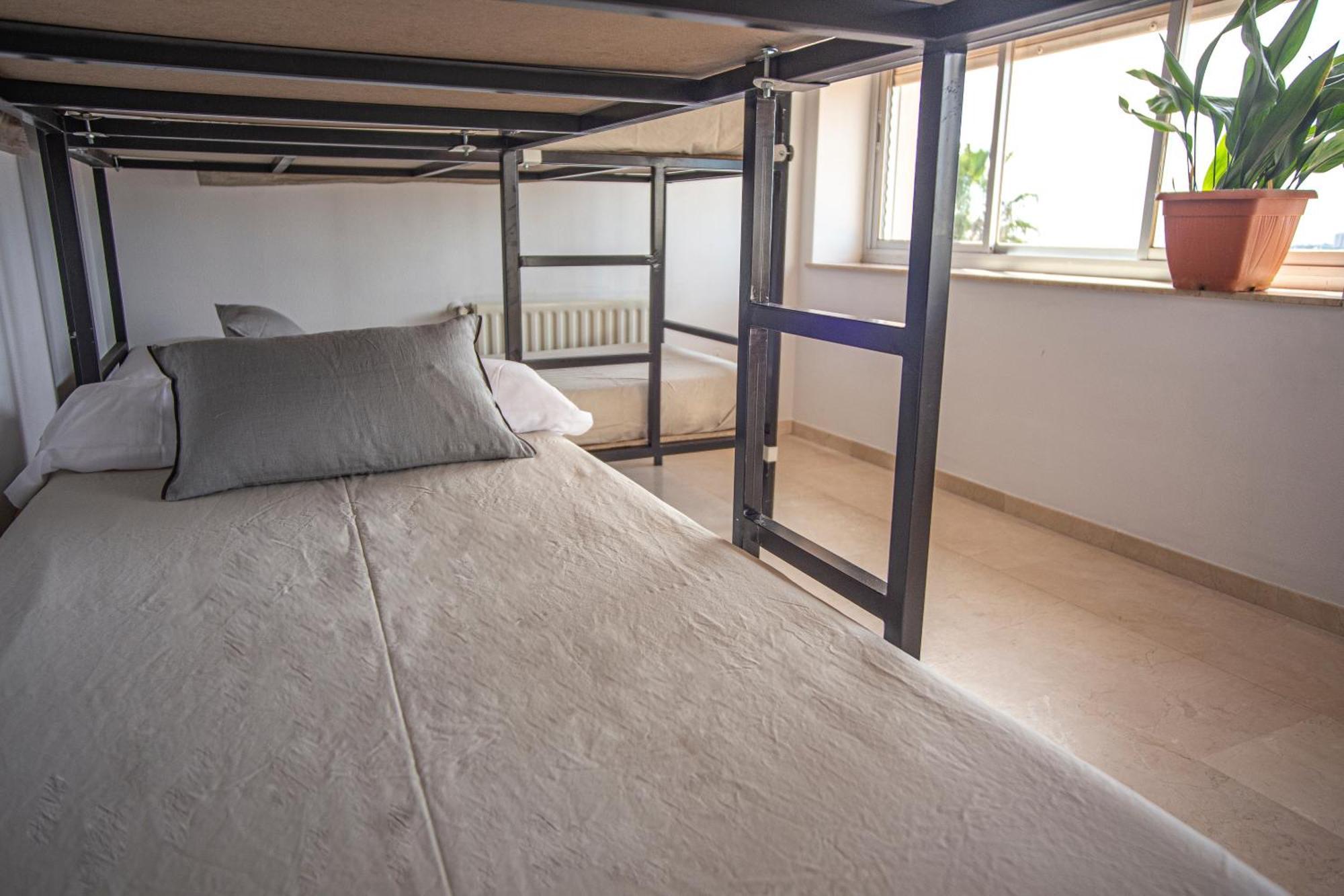 Costablanca Explore Hostel Sports & Events La Mariña الغرفة الصورة